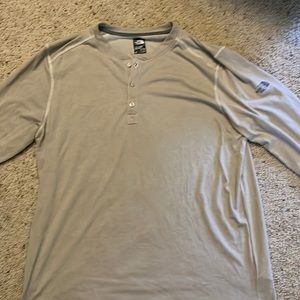 Mens North Face long sleeve three button cotton shirt